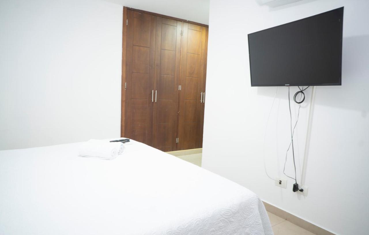 Apartamento En Bocagrande - Edificio Minarete Appartement Cartagena Buitenkant foto