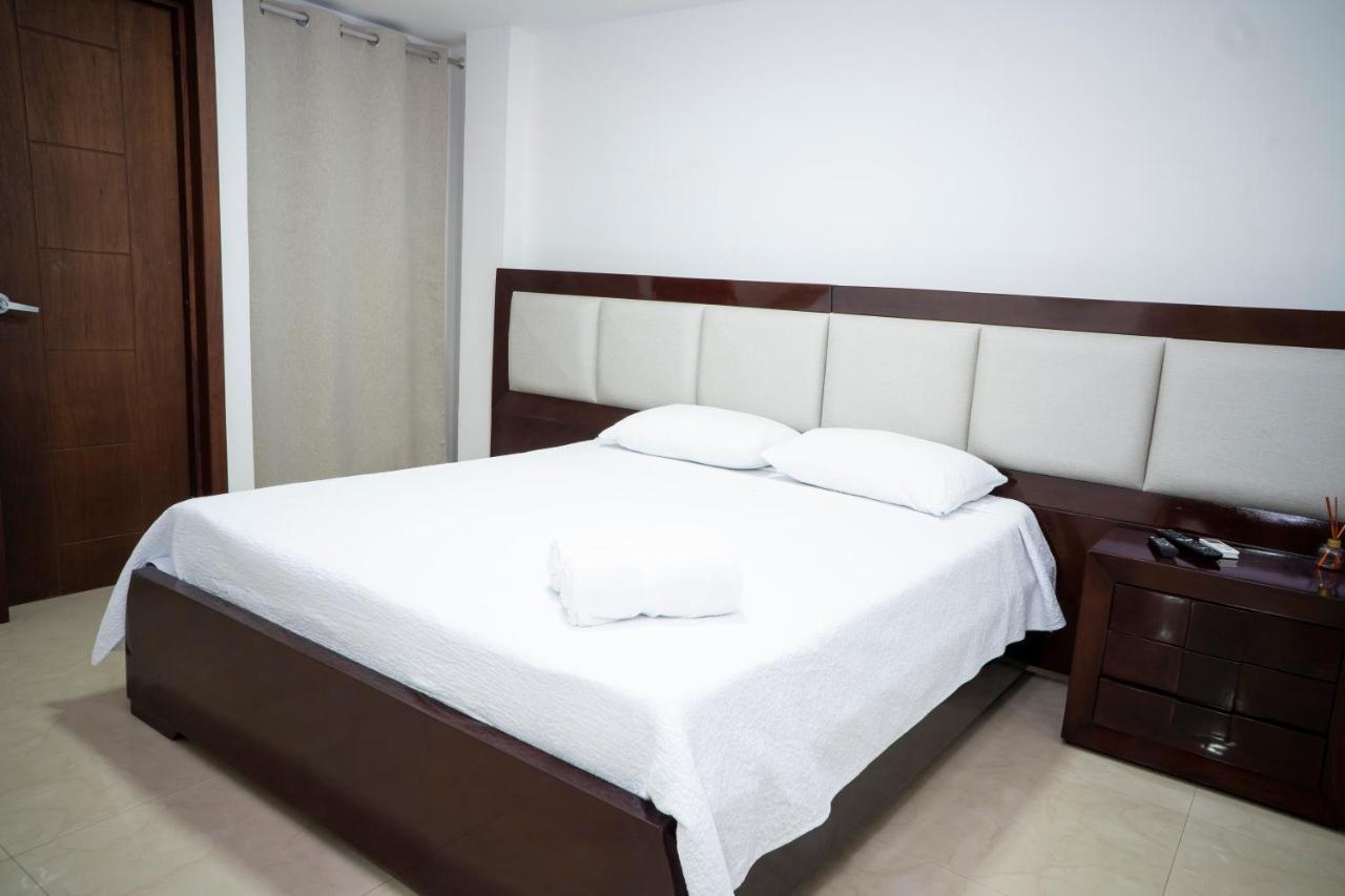 Apartamento En Bocagrande - Edificio Minarete Appartement Cartagena Buitenkant foto