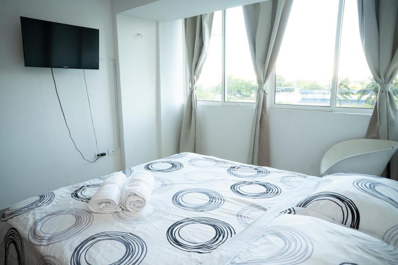 Apartamento En Bocagrande - Edificio Minarete Appartement Cartagena Buitenkant foto